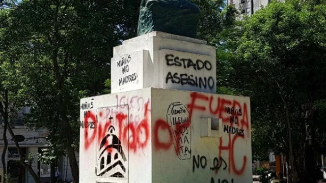 Los empresarios dicen que el camino es cumplir con la Ley