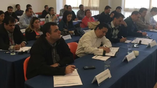 Initiative lanza tres nuevos diplomados con certificación internacional