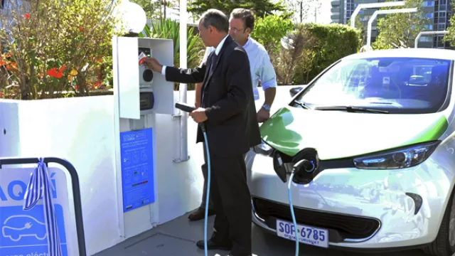 El gobierno uruguayo intenta promover el transporte eléctrico