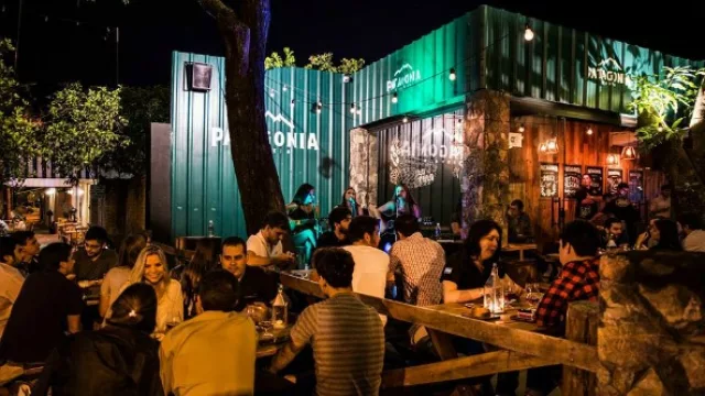 Bar Patagonia se encuentra en Doctor Morra 832 casi Tte. Vera.