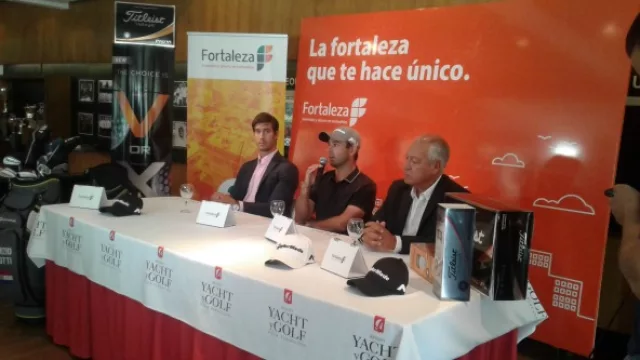 Zanotti recibe galardón del grupo Fortaleza