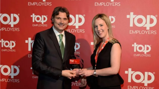 Costa Crucero fue distinguido la excelencia en las condiciones de trabajo.