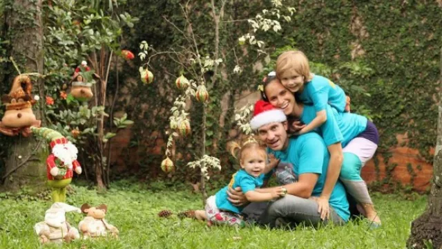 La familia completa.