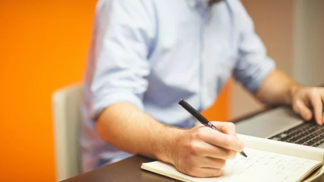 Para que las leas desde la oficina, desde la playa o desde donde estés