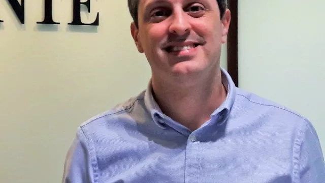 Alta demanda de bonos paraguayos emitidos en el exterior