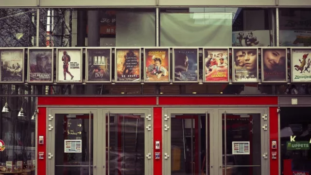 Yo me voy a un cine porque es cómodo y punto...