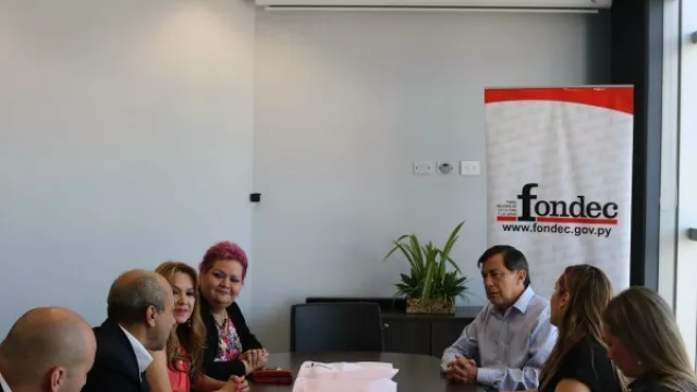 + Cultura: el World Trade Center y el Fondec firman un exclusivo convenio