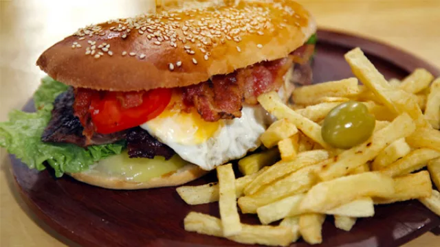 La comida rápida uruguaya es más cara que la internacional