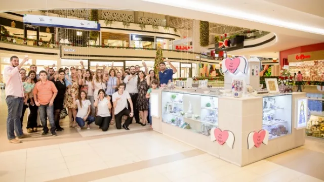 Salve Regina, la marca de artículos religiosos, ya está en el PLG