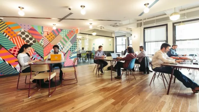 WeWork, la plataforma de trabajo colaborativo (pero más que un co-working), llega a Argentina