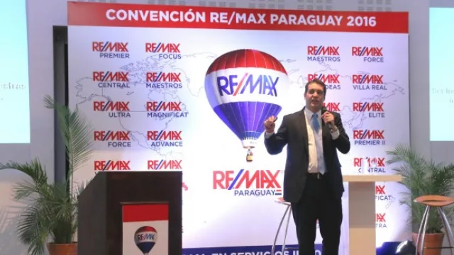 César Cáceres, Presidente Regional de RE/MAX Paraguay.