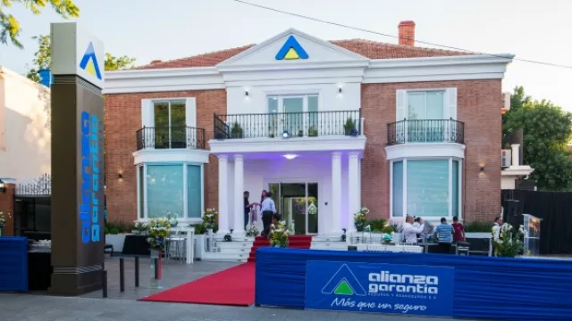 Alianza Garantía inaugura su exclusiva Casa Matriz