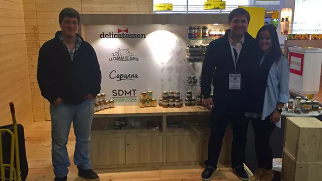 Representantes de la empresa Torrents Fonseca Group en París.