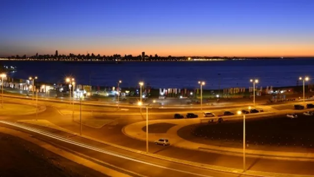 La costanera, principal punto de encuentro entre los encarnacenos.