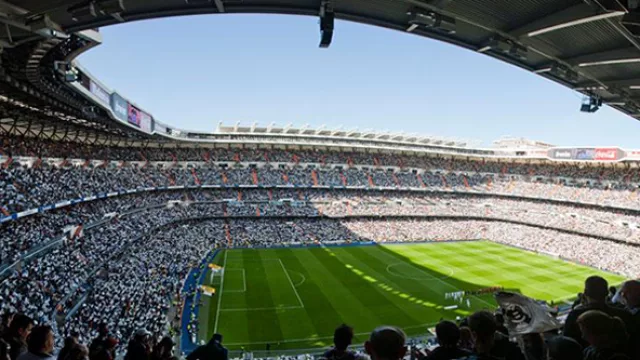 El imponente Santiago Bernabéu.