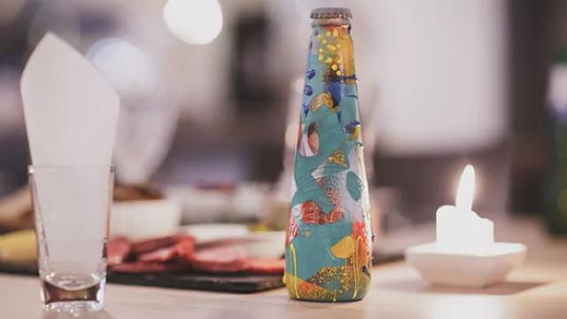 La marca ha sido construida sobre la esencia del arte, la gastronomía y el diseño en armonía con sus orígenes.