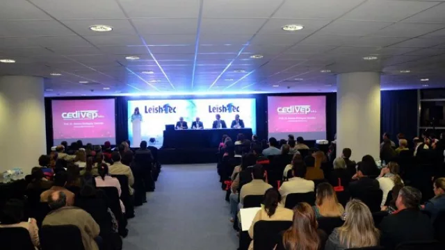 Sobre la vacuna preventiva de la leishmaniosis canina nos dicen...