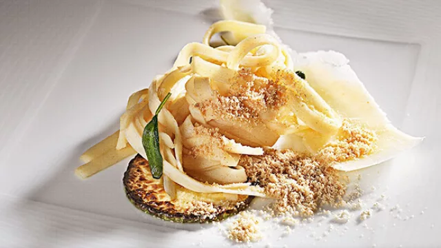 D.O.M. ocupa el puesto 18 en la prestigiosa lista de los 50 mejores restaurantes del mundo.