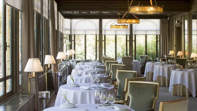 Alléno Paris – Pavillon Ledoyen, restaurant con 3 estrellas Michelin.