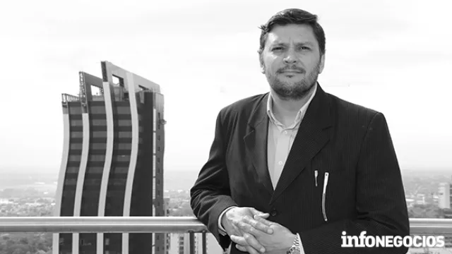  Daniel Mendoza, gerente de desarrollo comercial