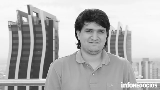 Miguel Cháves, analista financiero