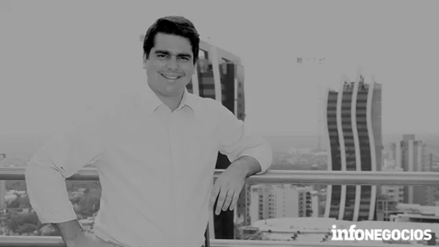 Nicolás Arréllaga, director