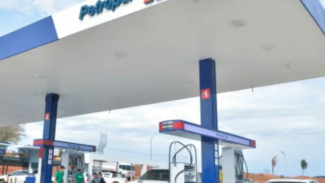 Petropar se la juega e invierte en modernas estaciones de servicio (Quiere llegar a 50 antes de fin de año)