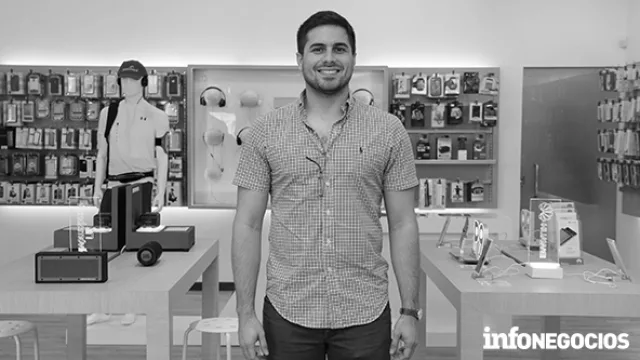 Enmanuel Garcia - Director