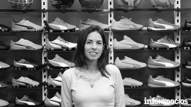 Ariana Lombardi - Brand Manager Shoes 4 Less