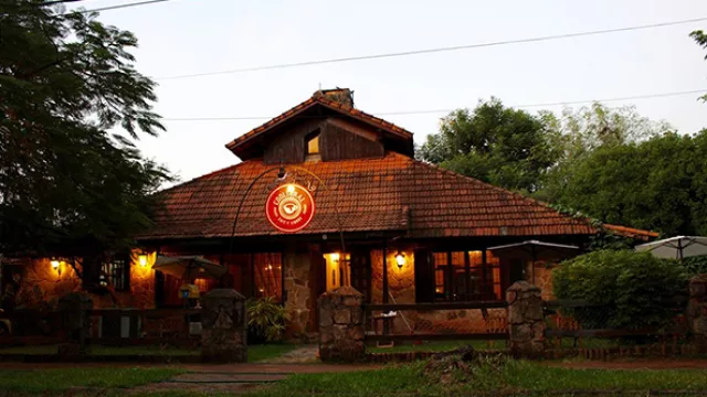  El local se encuentra en Manuel Riquelme 1907 y Herib Campos Cervera.