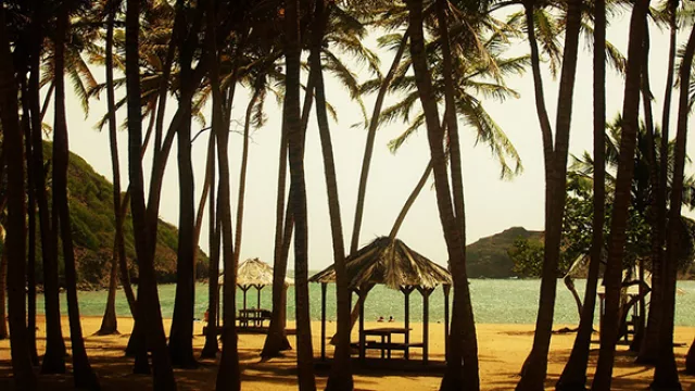 La Isla Guadalupe está situada en el corazón del mar Caribe.
