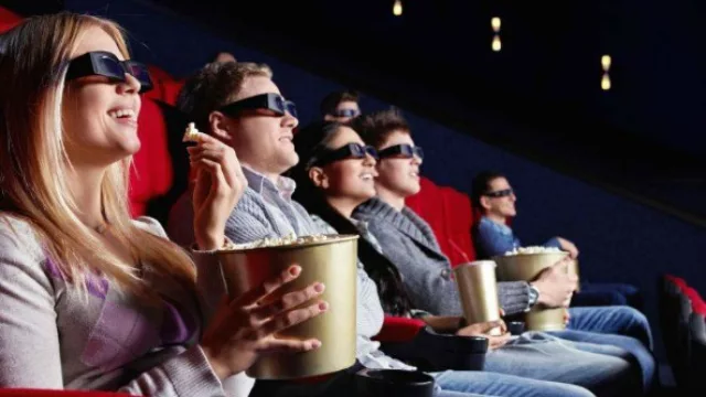 Real renueva sus salas de cine