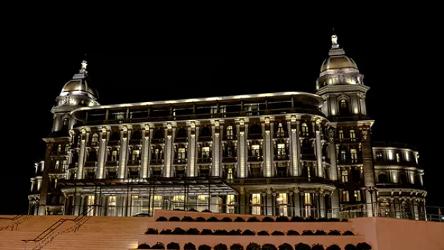 El Sofitel Montevideo es uno de los hoteles 5 estrellas más lujosos de la ciudad.