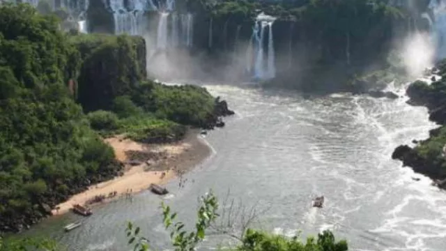 PY creció 87% en materia de turismo durante el 2015 (Más de 1,2 M de personas ingresaron)