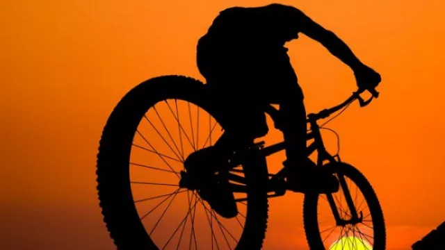 Pedaleando por el Banco de Ojos