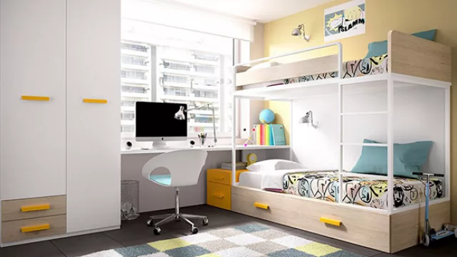 Cualquier espacio es bueno para tener un escritorio.