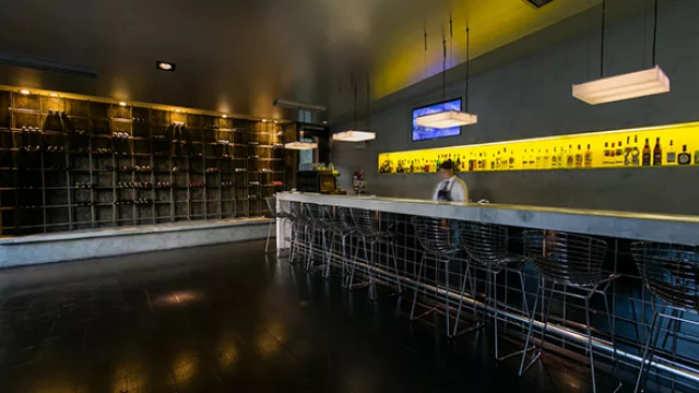 Disfrutá de Morena Bar.