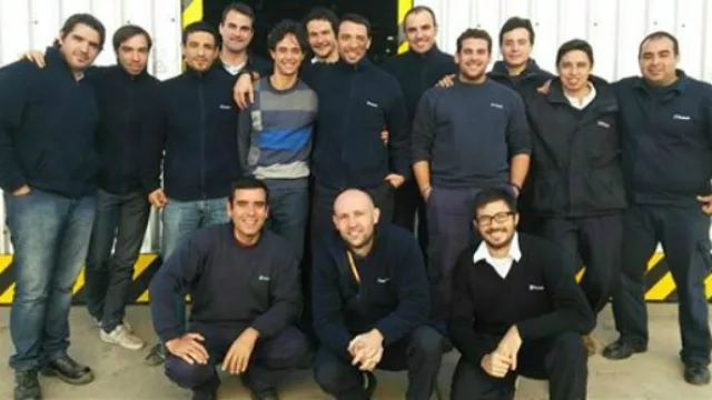 Dejó su trabajo en una fábrica para crear su propia marca de zapatillas para ciclistas