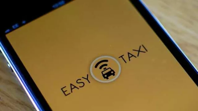 A Easy Taxi se le complica en Uruguay porque los taxistas no están bancarizados
