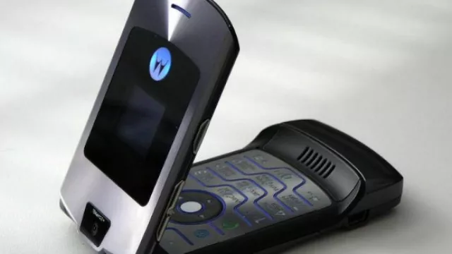 Motorola RAZR, el retorno de un “dinosaurio”