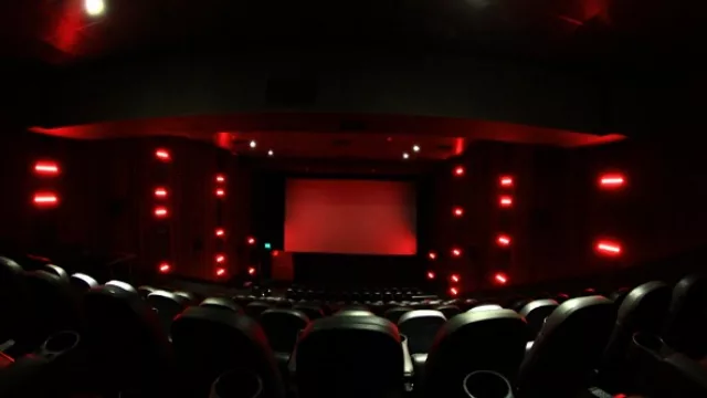 Lambaré sigue acogiendo inversiones privadas y estrena su primer complejo de cines