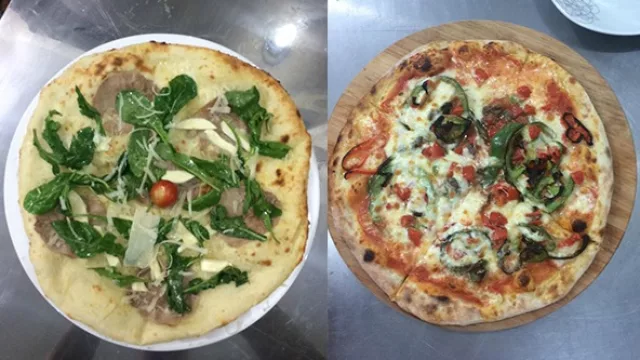 Pulcinella se encuentra sobre Senador Long casi España, en el Paseo San José.