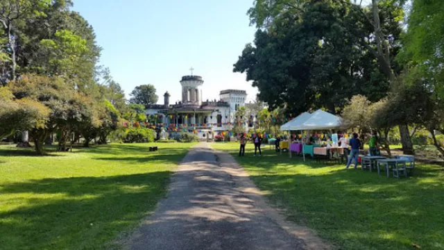 Ferias tradicionales en Aregua.