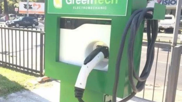 Villamorra Shopping quiere habilitó su primer cargador para autos eléctricos