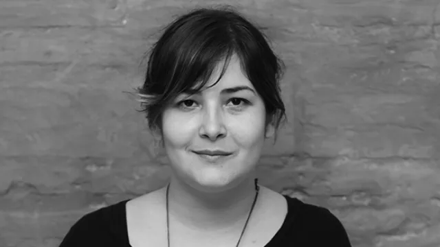 Liz Martin (Directora de Producción)