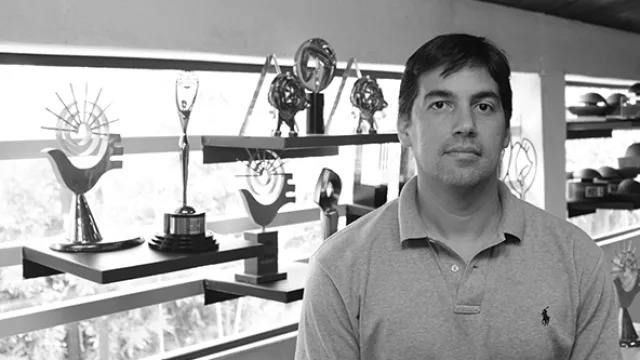 Enrique Biedermann (Director General)