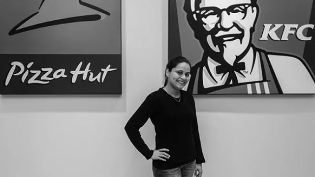 Carmen Braez (Jefa de RRHH)