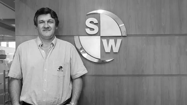 Cesar Urdapilleta (Director)