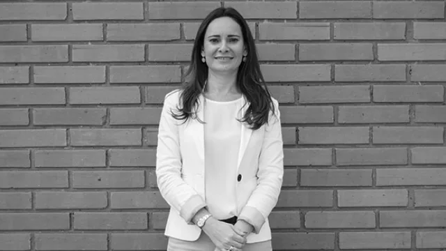 Gloria Gracia – Gerente Financiero