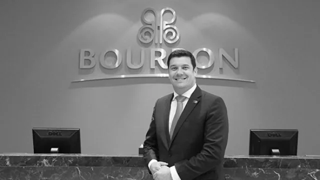 Fernando Macedo - Gerente General